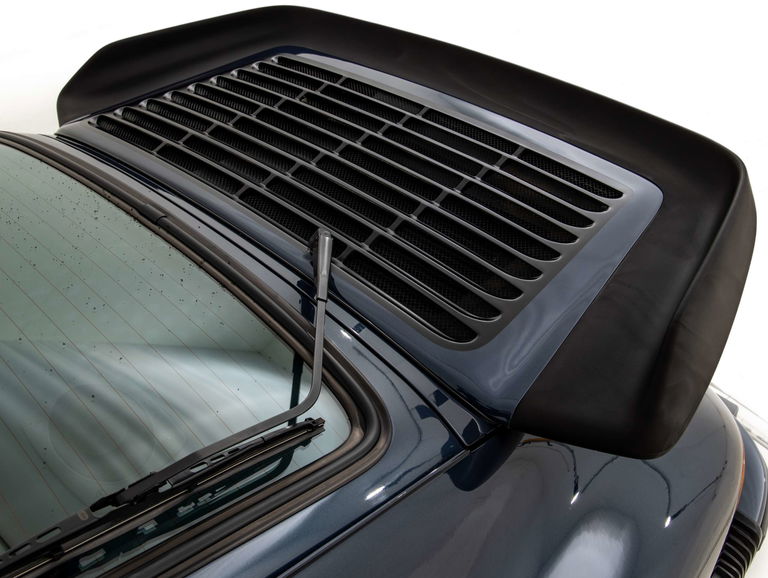 Porsche 911 Turbo 3.3