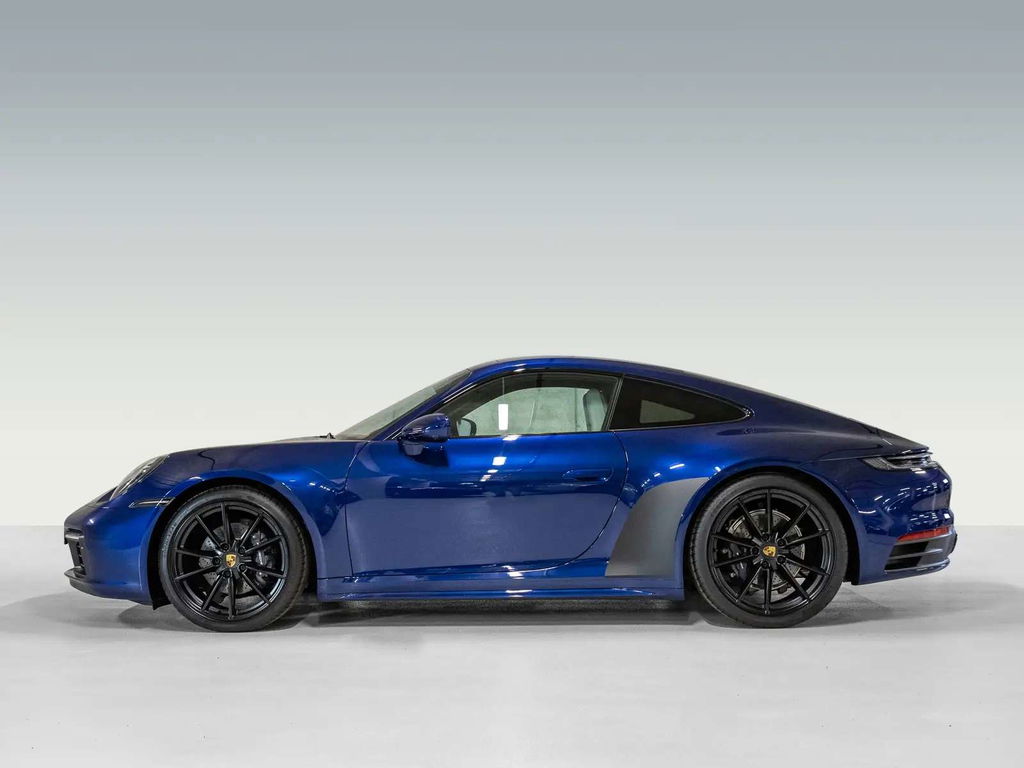 Porsche 992 Carrera