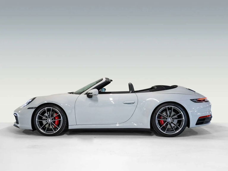 Porsche 992 Carrera 4S