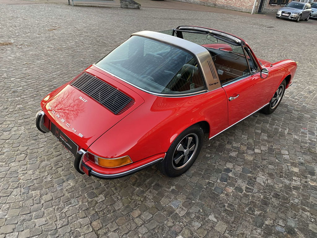 Porsche 911 T