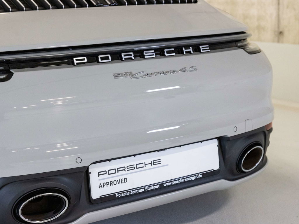 Porsche 992 Carrera 4S