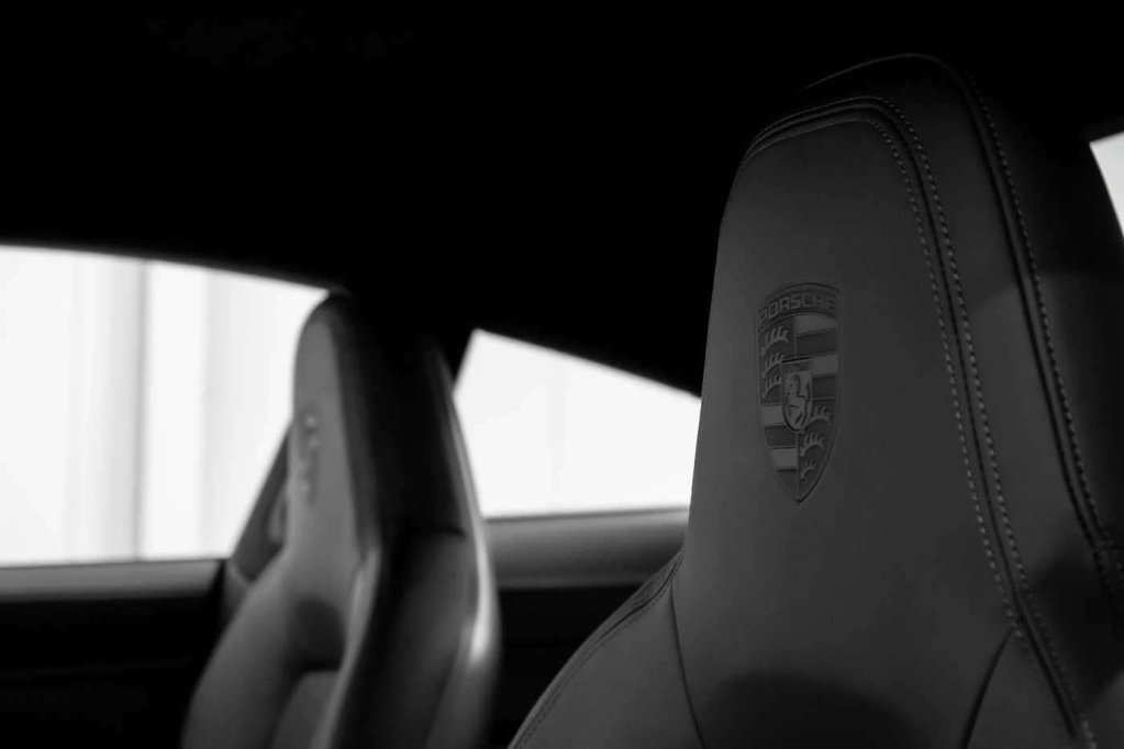 Porsche 992 GT3 Touring