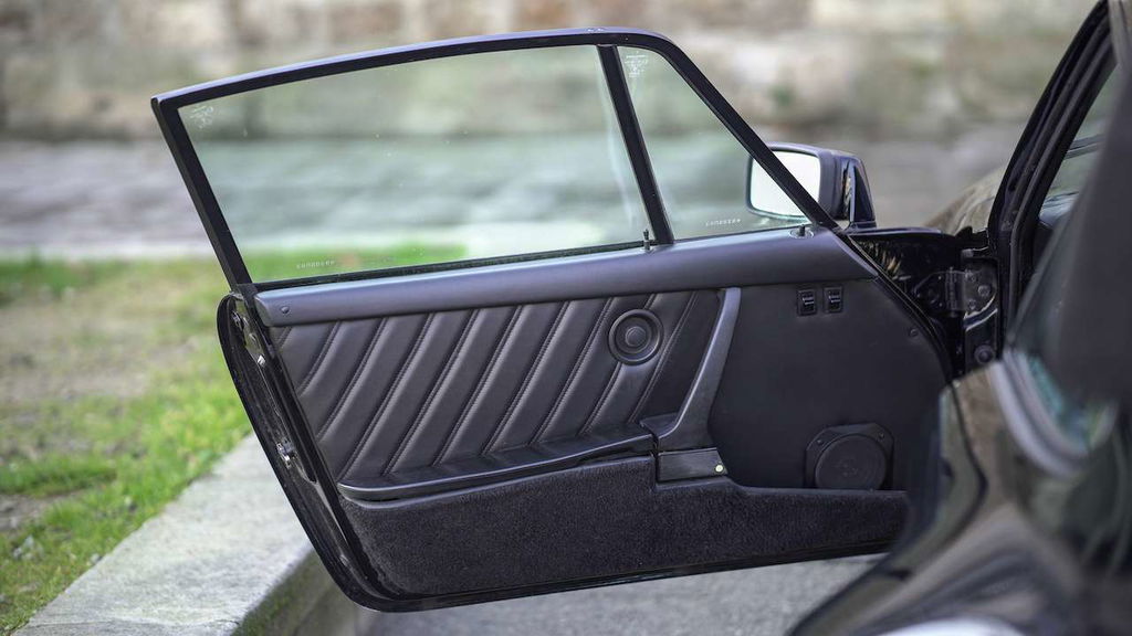 Porsche 911 Turbo 3.3