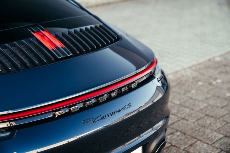 Porsche 992 Carrera 4S