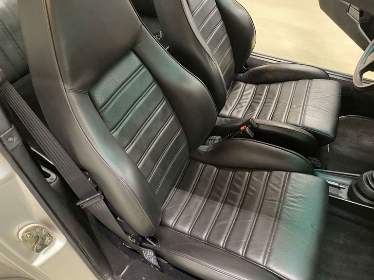 Porsche 911 Turbo 3.3