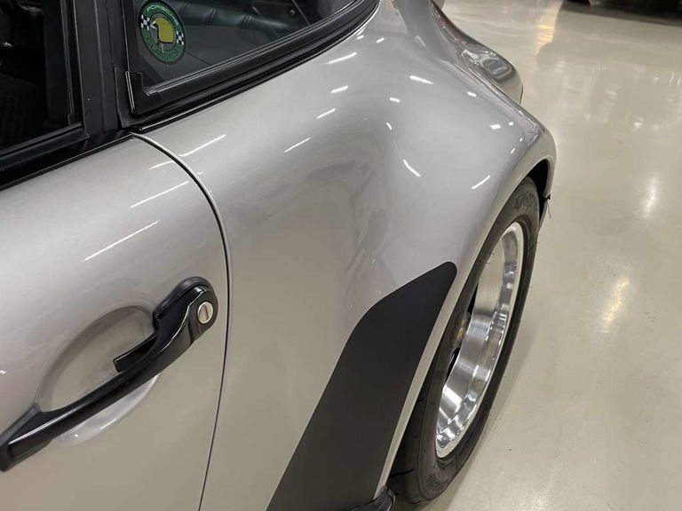 Porsche 911 Turbo 3.3