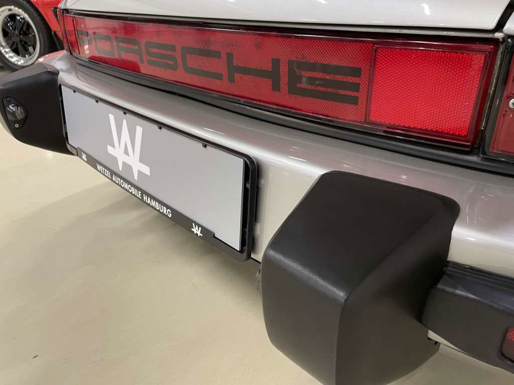 Porsche 911 Turbo 3.3