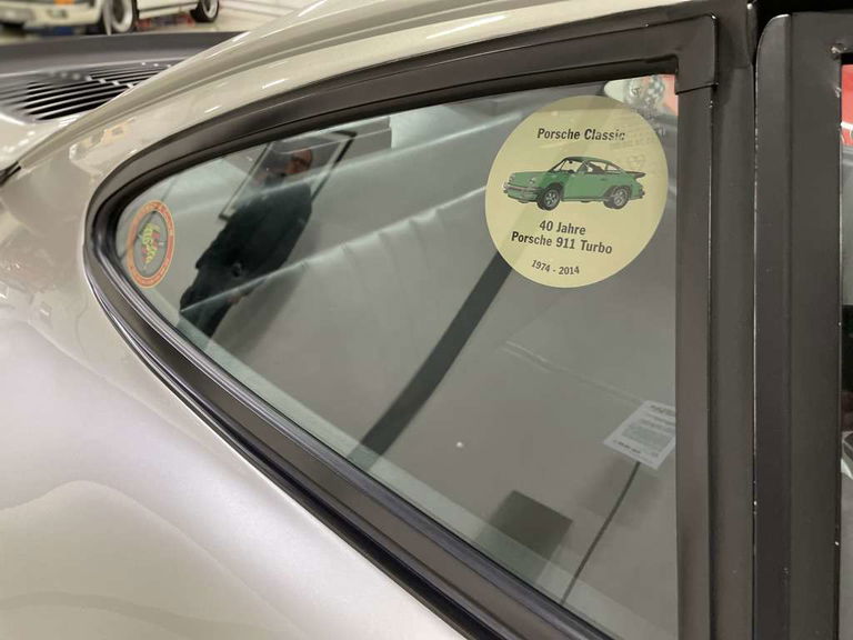 Porsche 911 Turbo 3.3