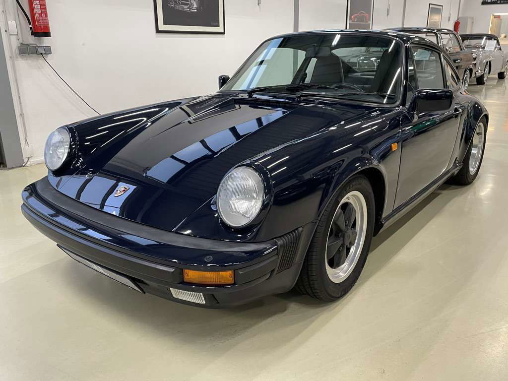 Porsche 911 Carrera 3.2