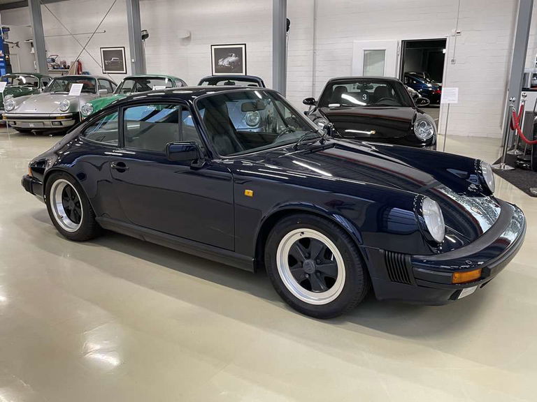 Porsche 911 Carrera 3.2