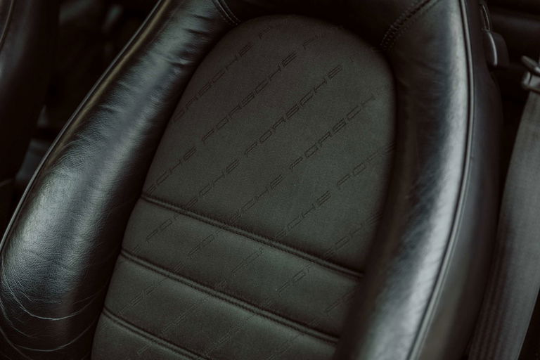 Porsche 964 Carrera 4