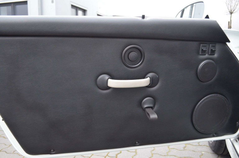 Porsche 964 Carrera 2 Speedster