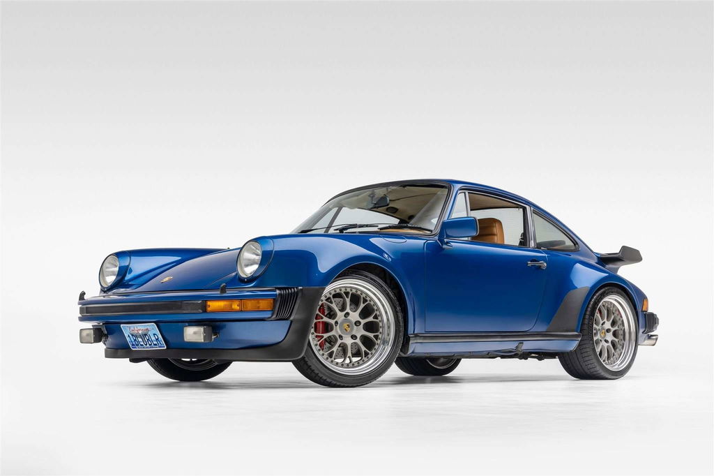 Porsche 911 Turbo 3.3 (US)
