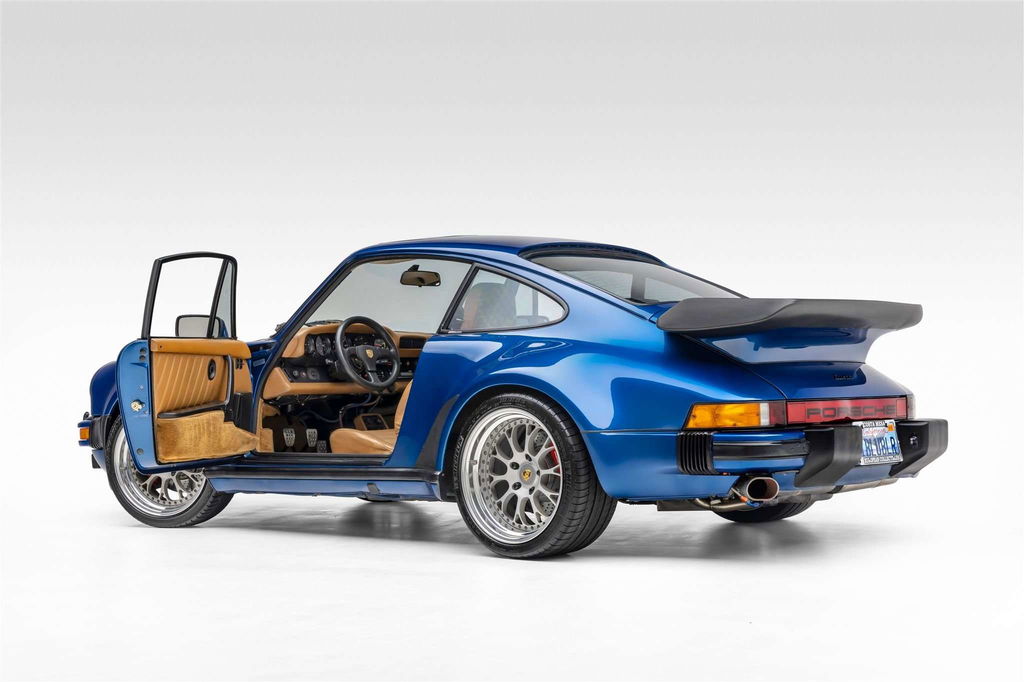 Porsche 911 Turbo 3.3 (US)