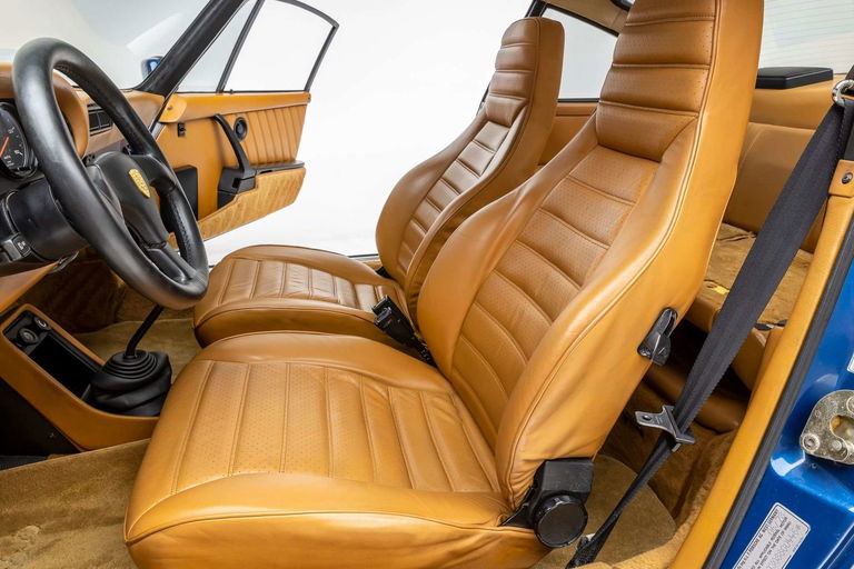 Porsche 911 Turbo 3.3 (US)