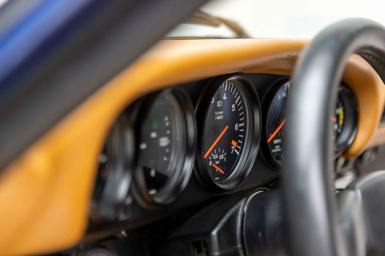 Porsche 911 Turbo 3.3 (US)