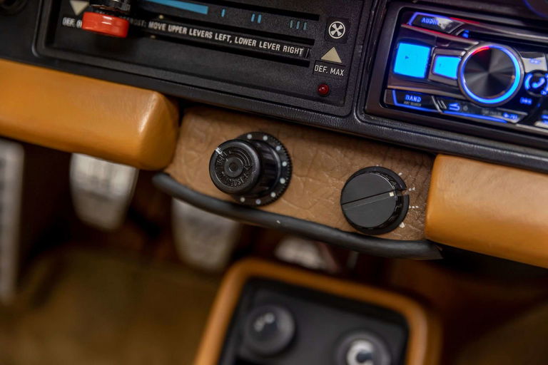 Porsche 911 Turbo 3.3 (US)