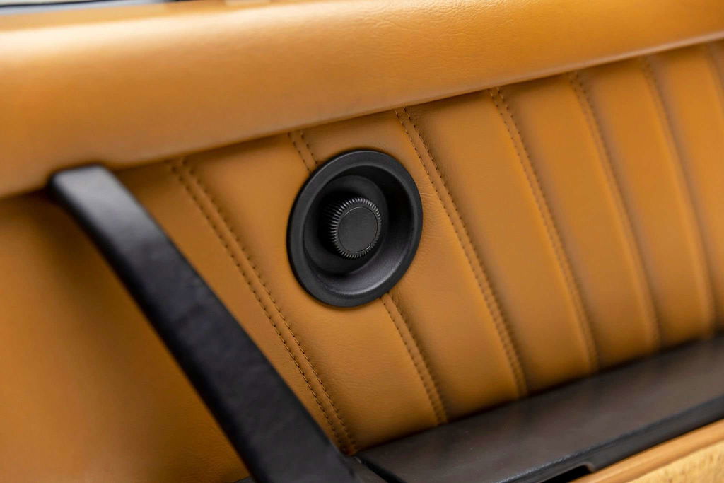 Porsche 911 Turbo 3.3 (US)