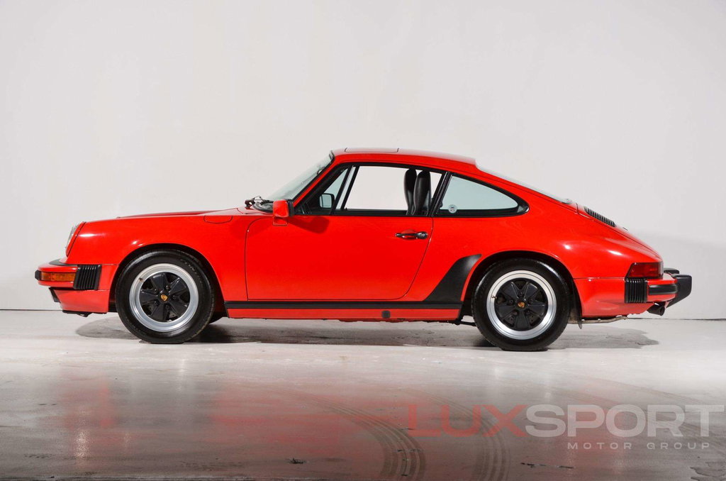 Porsche 911 Carrera 3.2