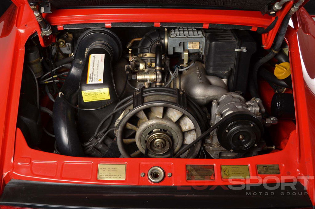 Porsche 911 Carrera 3.2