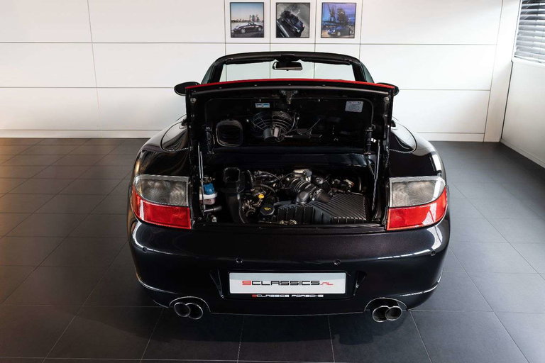 Porsche 996 Carrera 4S