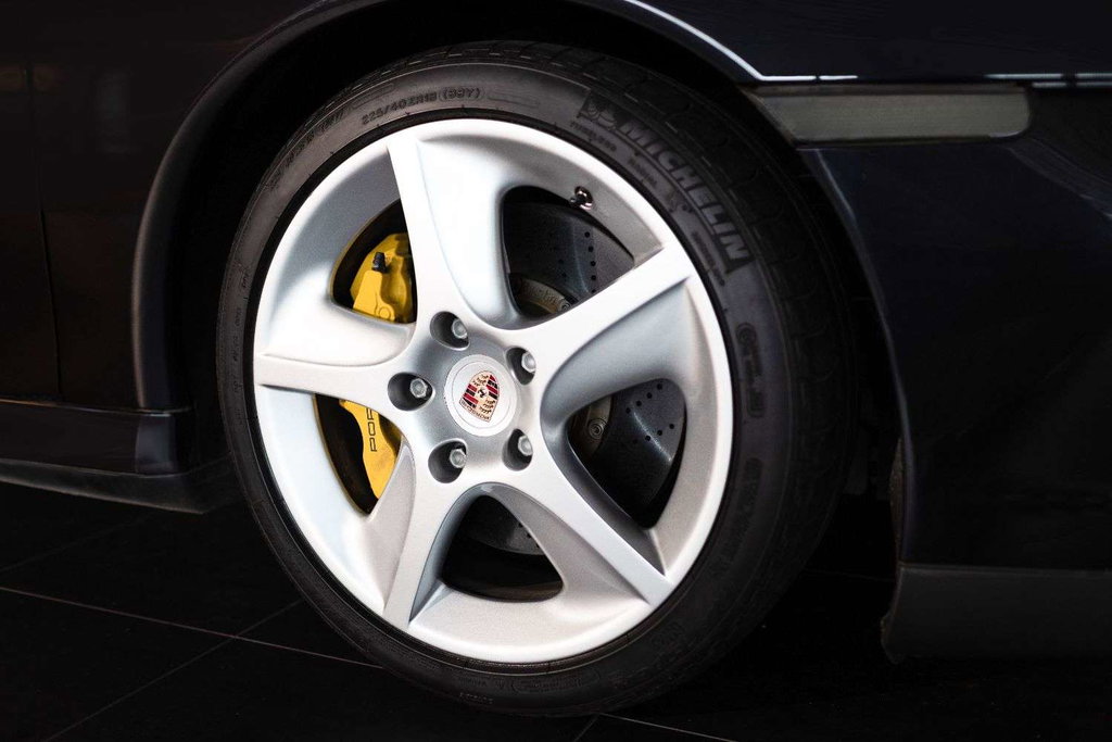 Porsche 996 Carrera 4S