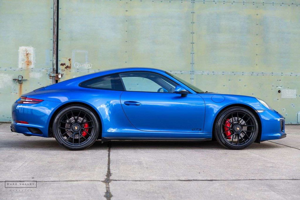 Porsche 991.2 Carrera GTS