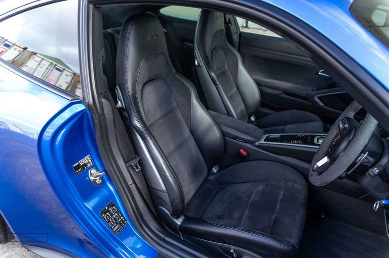 Porsche 991.2 Carrera GTS