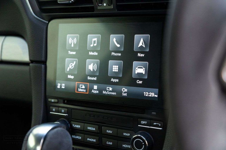 Porsche 991.2 Carrera GTS