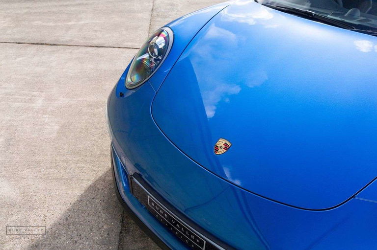 Porsche 991.2 Carrera GTS