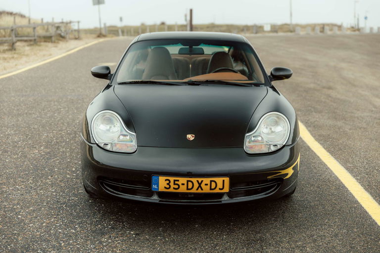 Porsche 996 Carrera 4 Millennium Edition