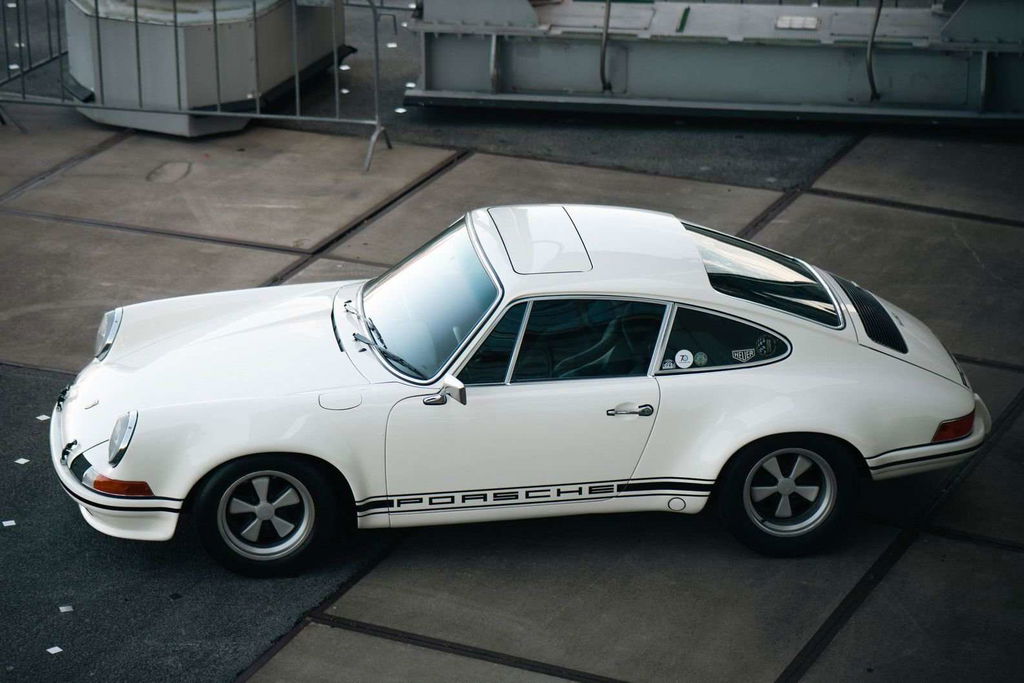 Porsche 911 Backdate