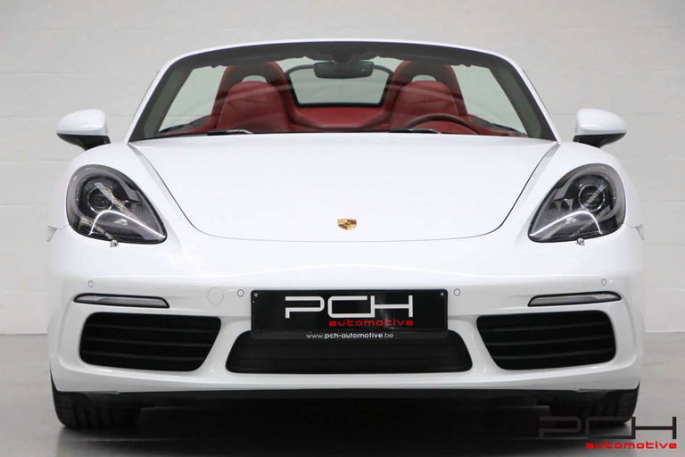 Porsche 718 Boxster