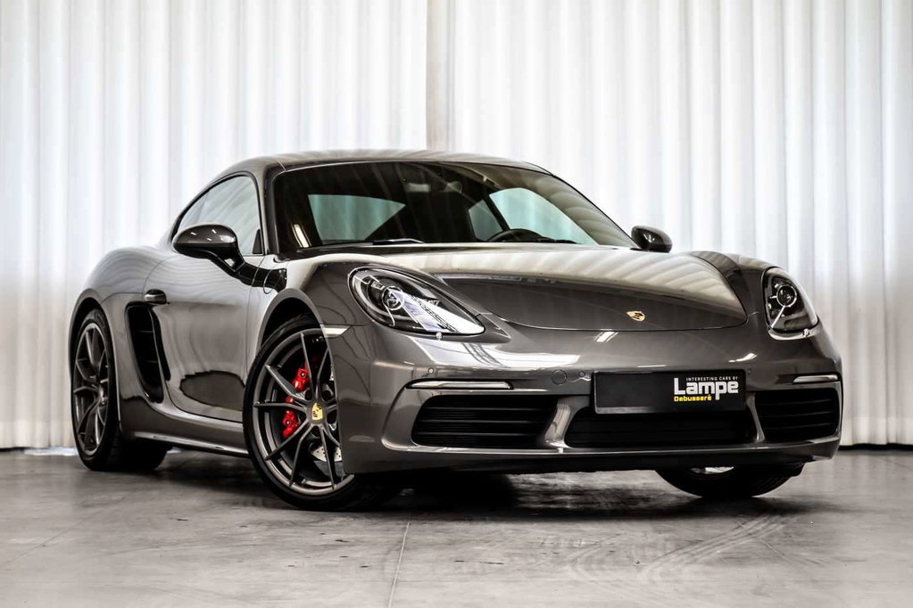 Porsche 718 Cayman S
