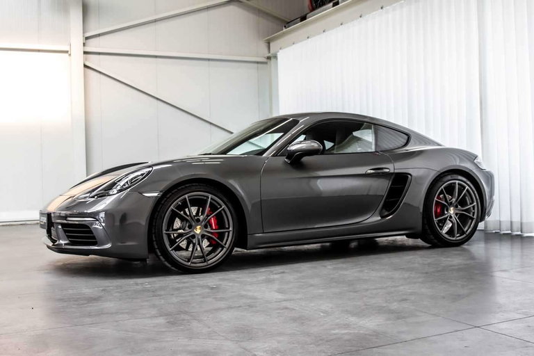 Porsche 718 Cayman S