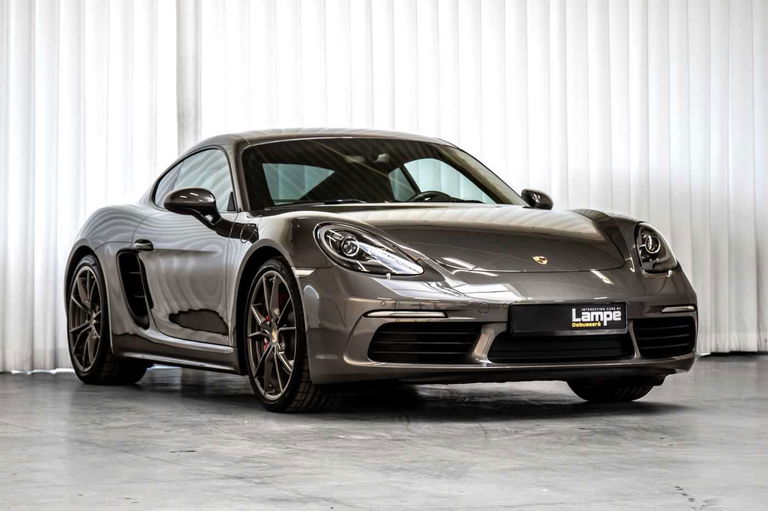 Porsche 718 Cayman S
