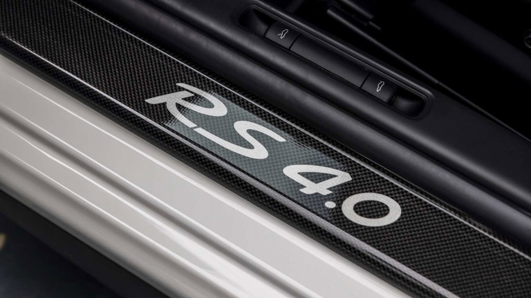 Porsche 997 GT3 RS 4.0