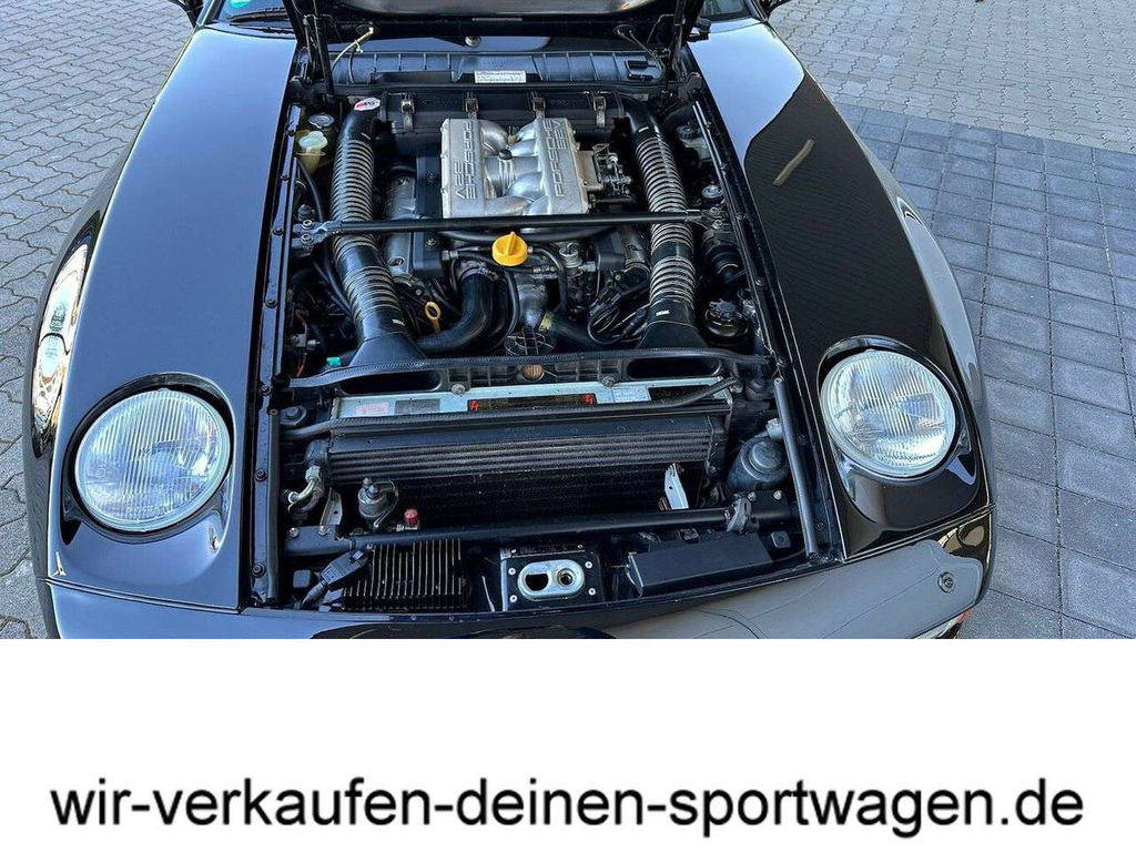 Porsche 928 GTS