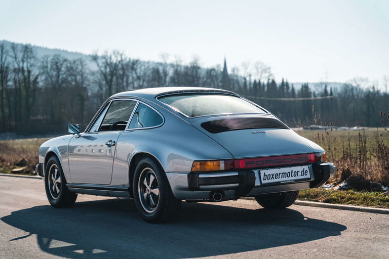 Porsche 911 „25 Jahre Jubiläumsmodell“