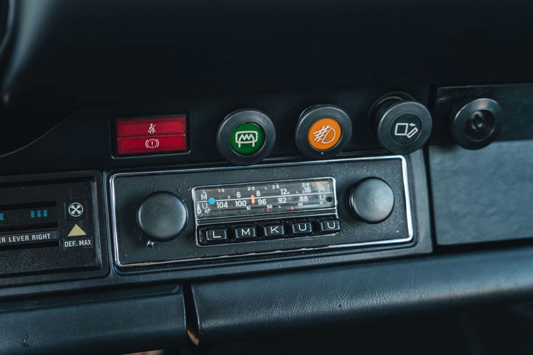 Porsche 911 „25 Jahre Jubiläumsmodell“