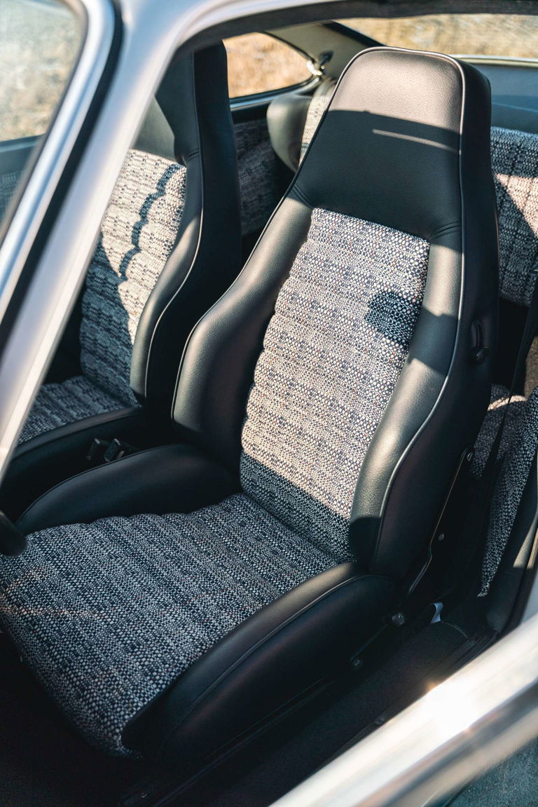 Porsche 911 „25 Jahre Jubiläumsmodell“