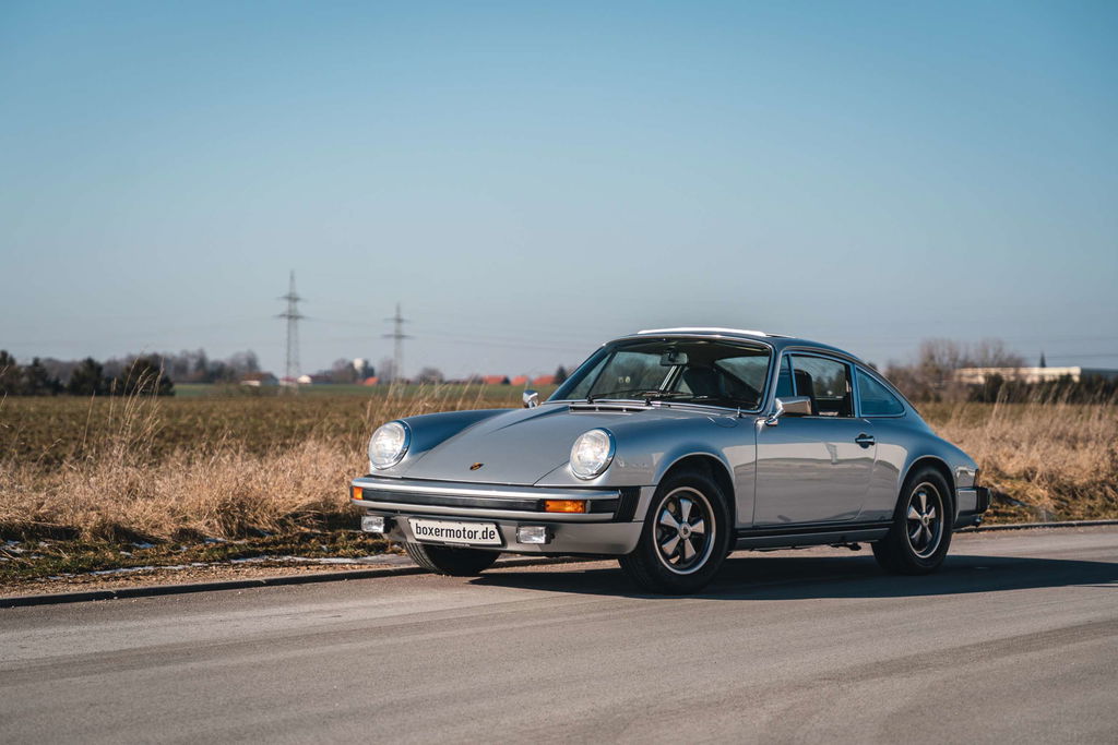 Porsche 911 „25 Jahre Jubiläumsmodell“