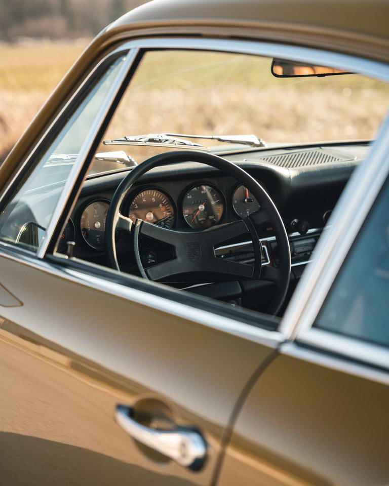 Porsche 911 T