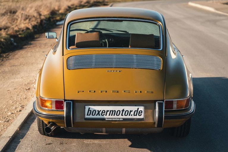 Porsche 911 T