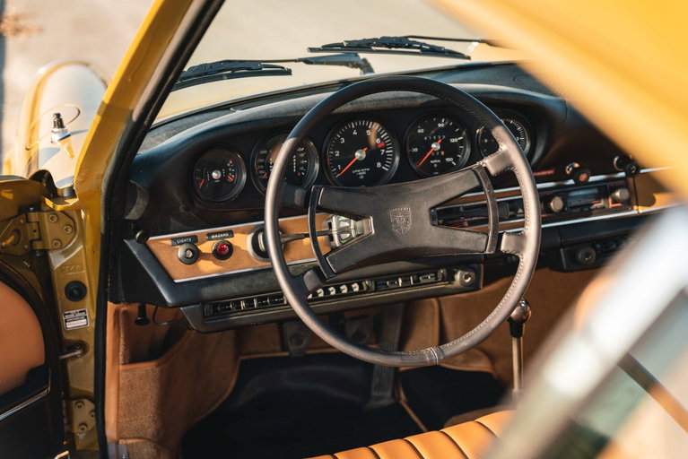 Porsche 911 T