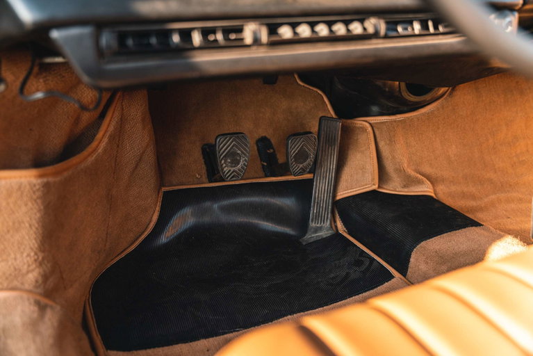 Porsche 911 T