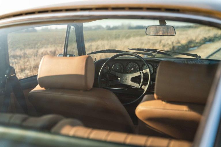 Porsche 911 T