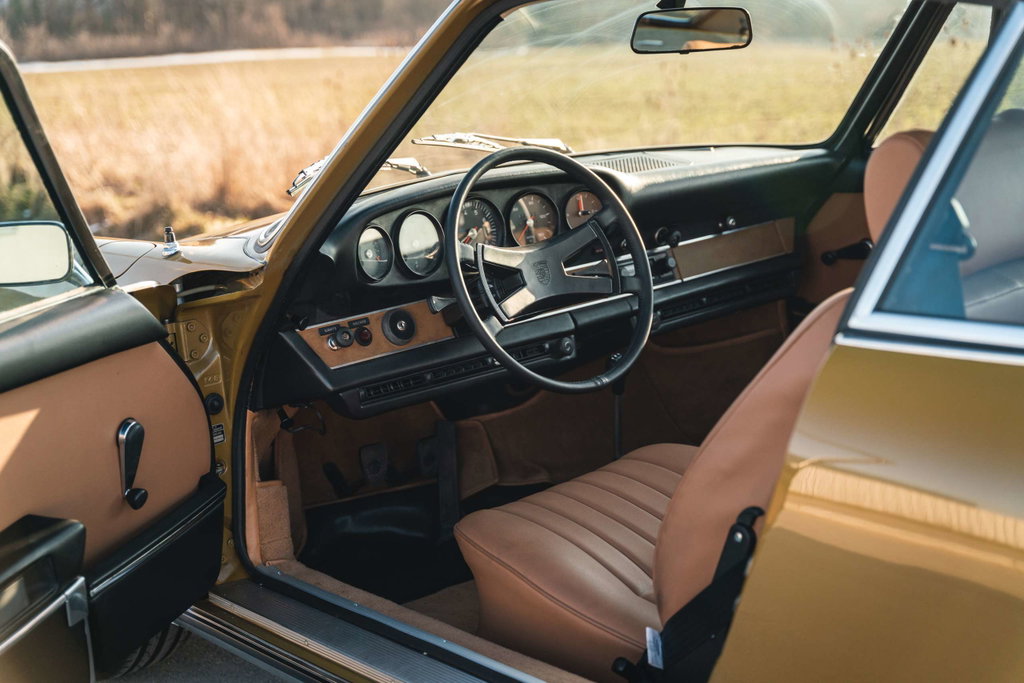 Porsche 911 T
