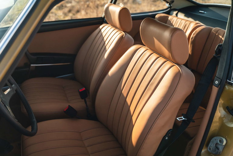 Porsche 911 T