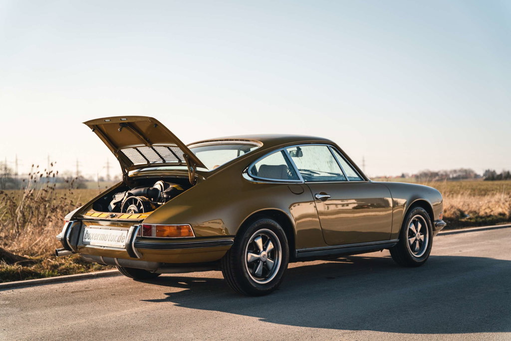 Porsche 911 T